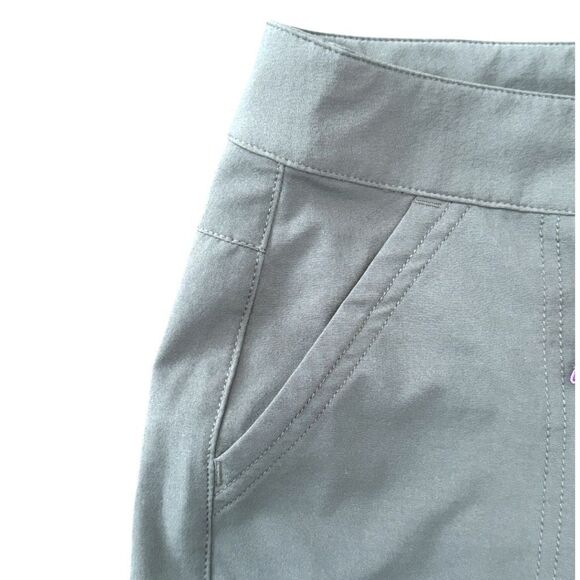 New! The North Face Women's Flat Front Amphibious Short Graphite Grey Size 2 NWT - Picture 4 of 10